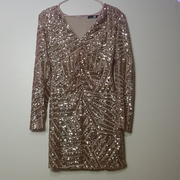 Boohoo Sequin dress - Picture 4 of 9